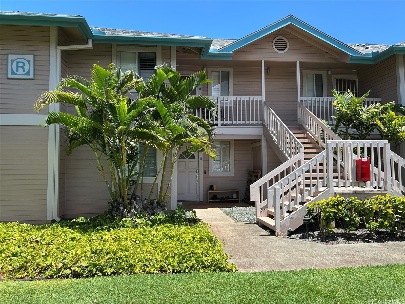 Property Photo:  94-870 Lumiauau Street R103  HI 96797 