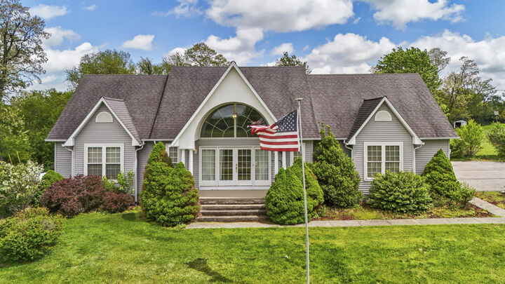 Property Photo:  4872 Maysville Road  KY 41041 