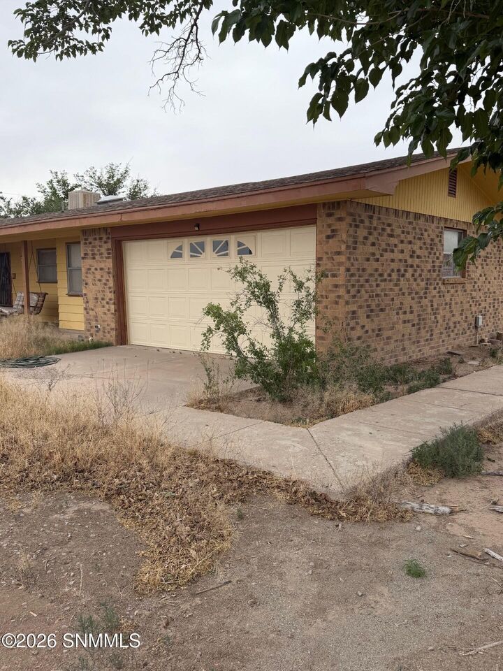 Property Photo:  1430 Burke Road  NM 88007 