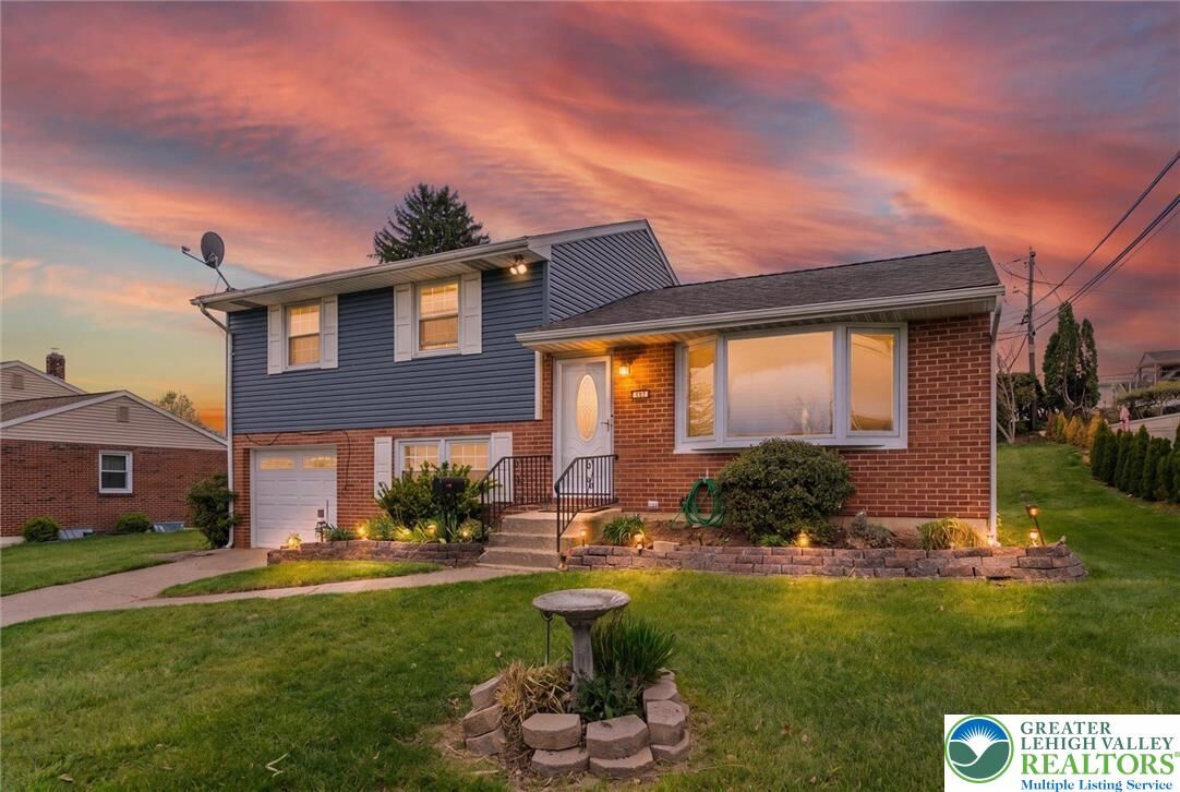 Property Photo:  307 Sumner Avenue  PA 18052 