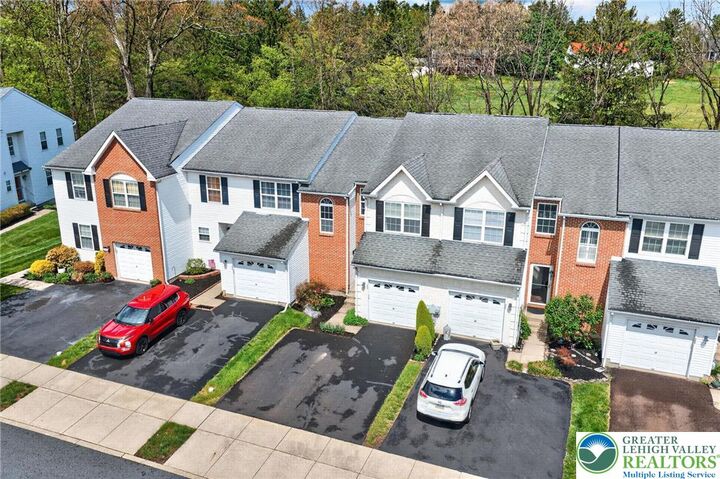 Property Photo:  204 Hampshire Drive  PA 18960 
