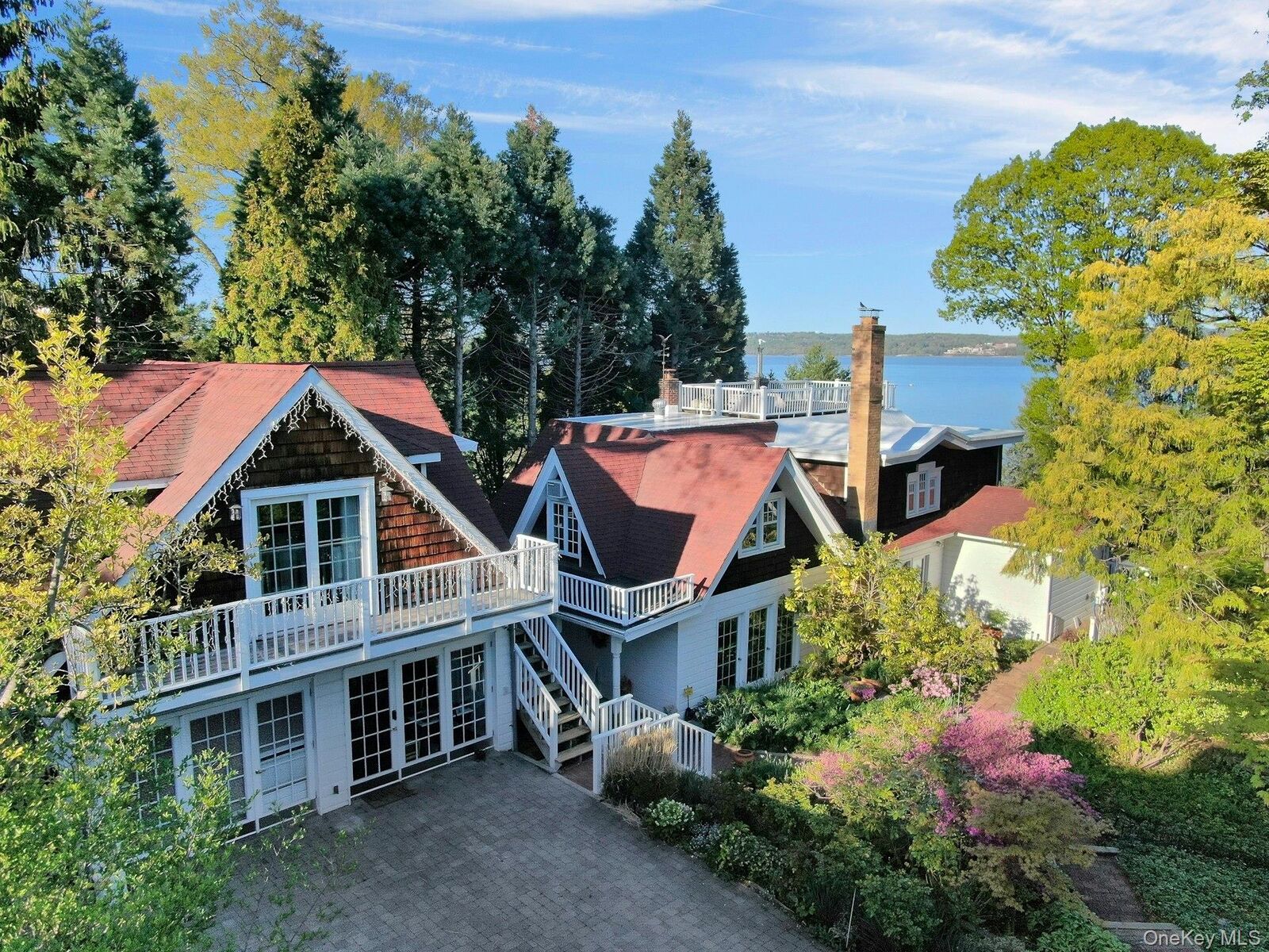 Property Photo:  32 Laveta Place  NY 10960 