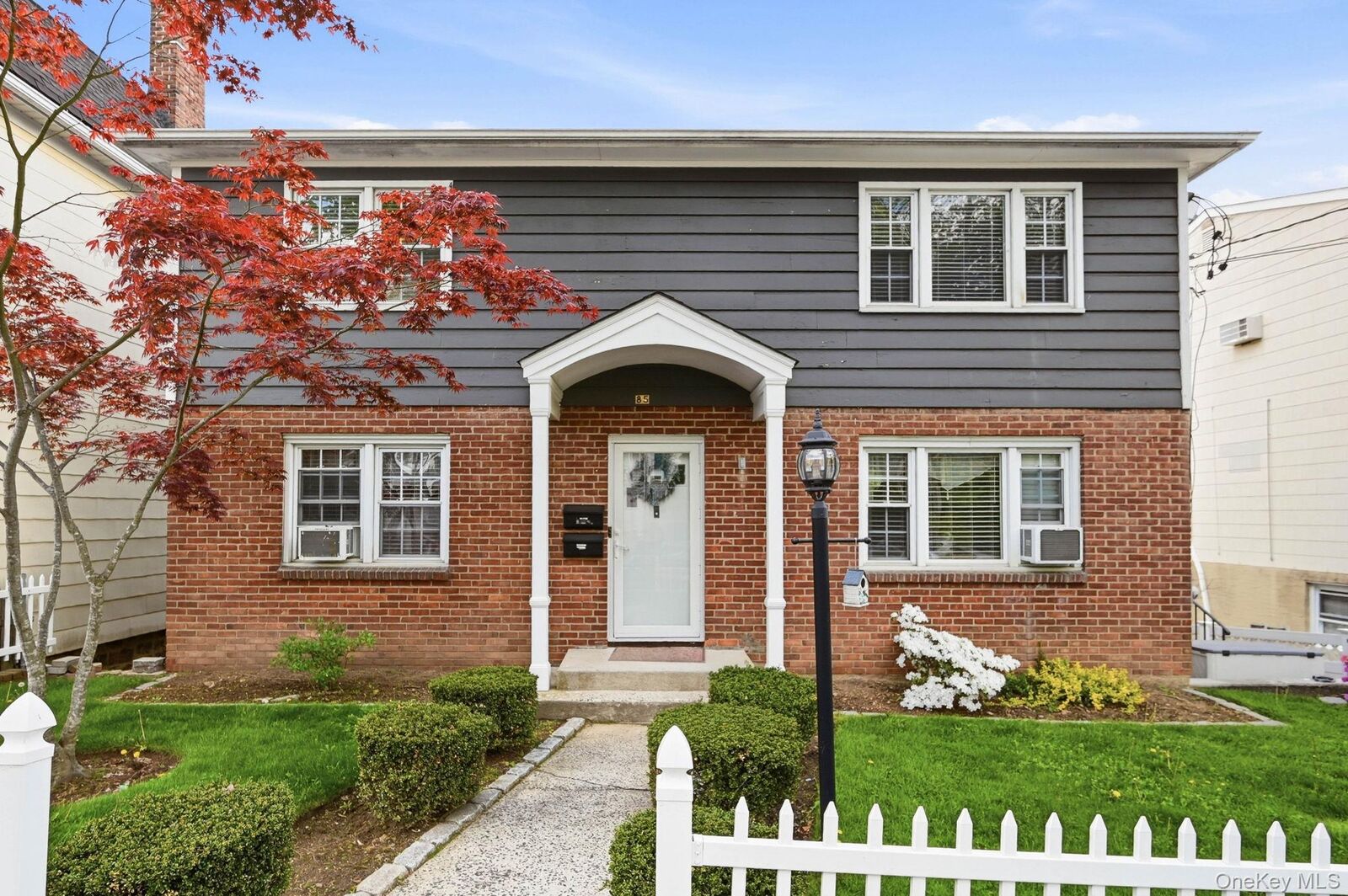 Property Photo:  85 Bennett Avenue 2  NY 10701 