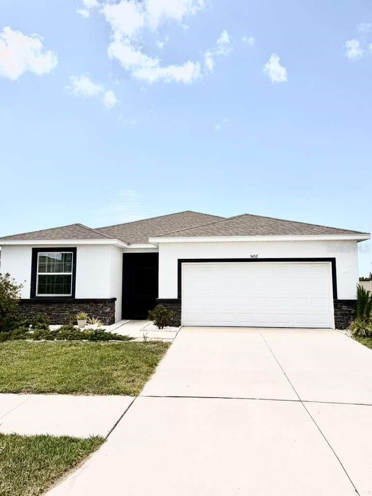 Property Photo:  5452 Flint Hills Drive  FL 33598 