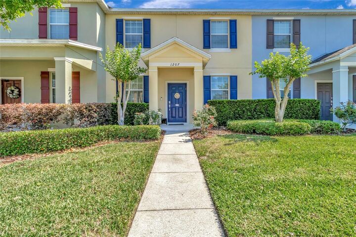 Property Photo: 1207 Alston Bay Boulevard FL 32703