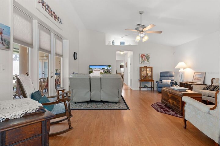Property Photo:  382 Royal Palm Way  FL 34608 