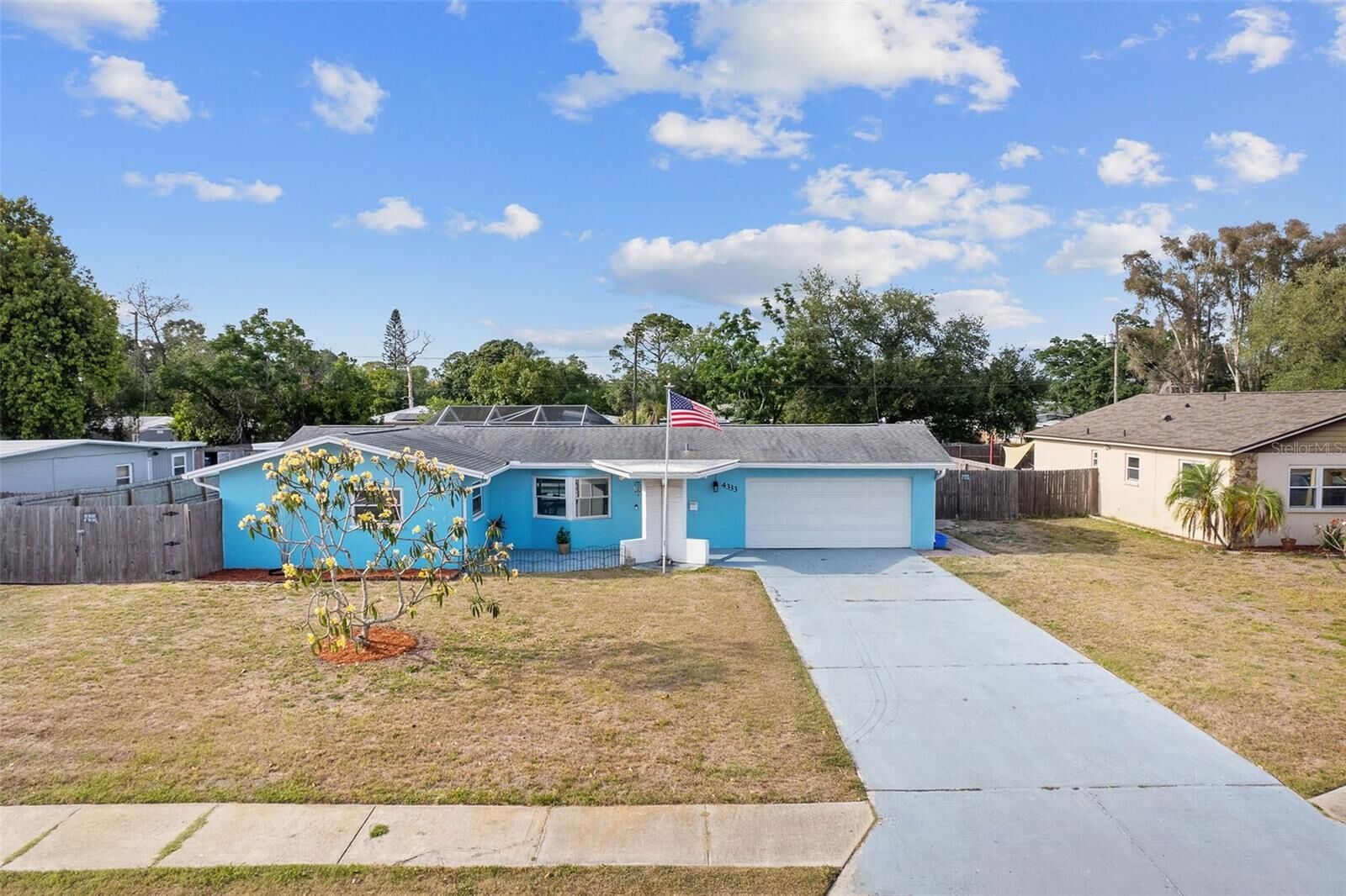 Property Photo:  4333 71st Avenue N  FL 33781 