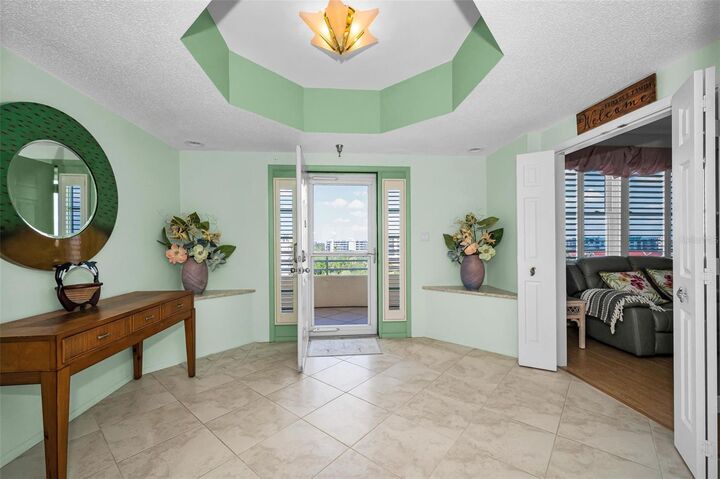 Property Photo:  7882 Sailboat Key Boulevard S 605  FL 33707 