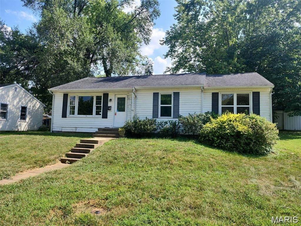 Property Photo:  420 Quarry Street  MO 63640 