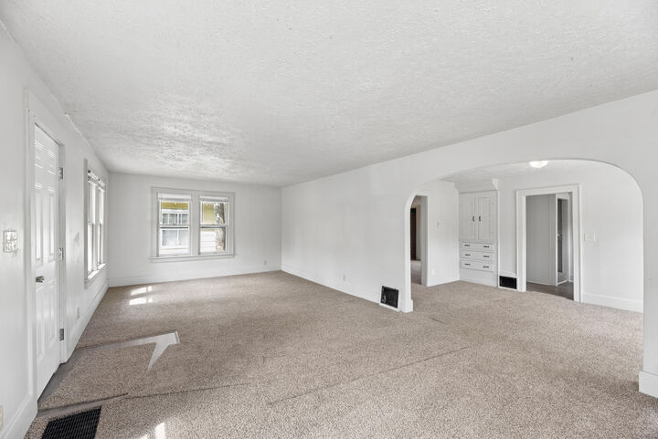 Property Photo:  1135 Lavette Avenue  MI 49022 