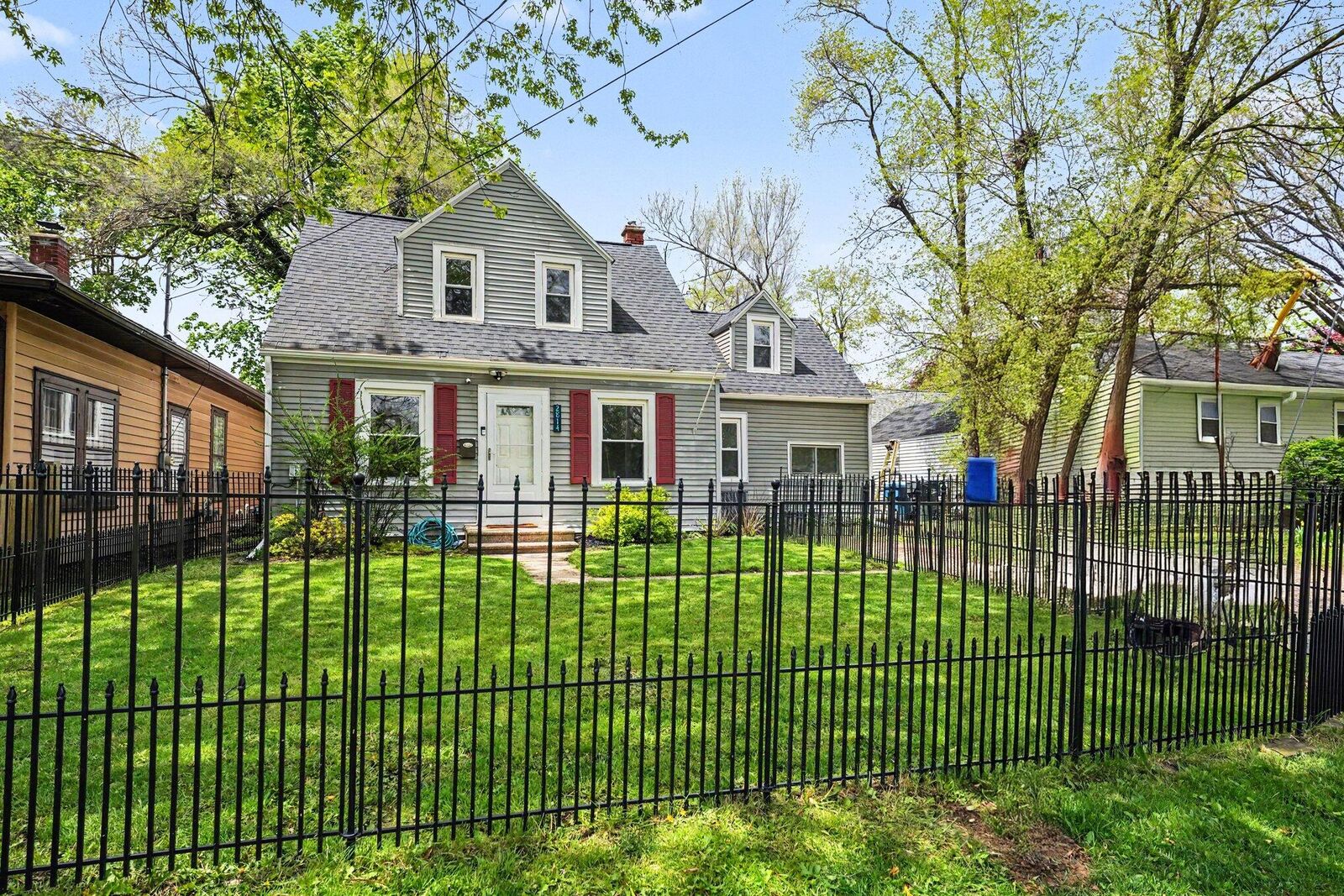 Property Photo:  2814 S Rose Street  MI 49001 