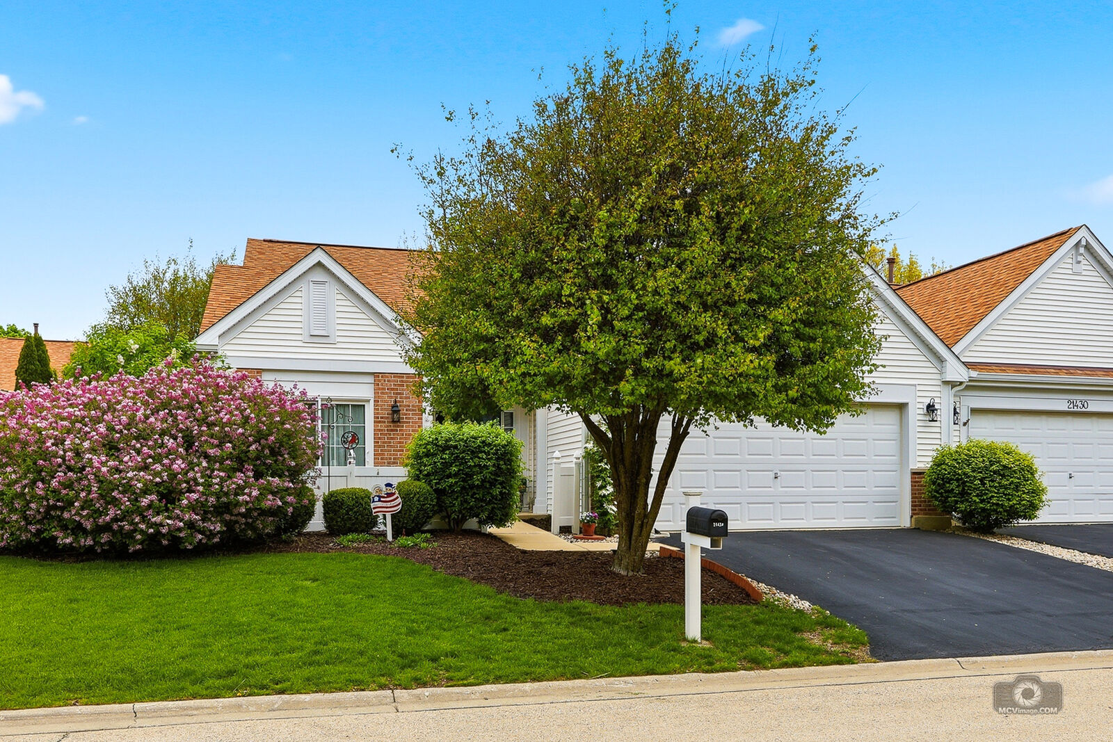 Property Photo:  21434 W Juniper Lane  IL 60544 