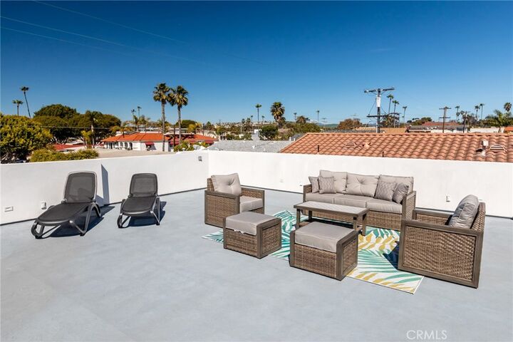 Property Photo:  140 W Canada #B  CA 92672 