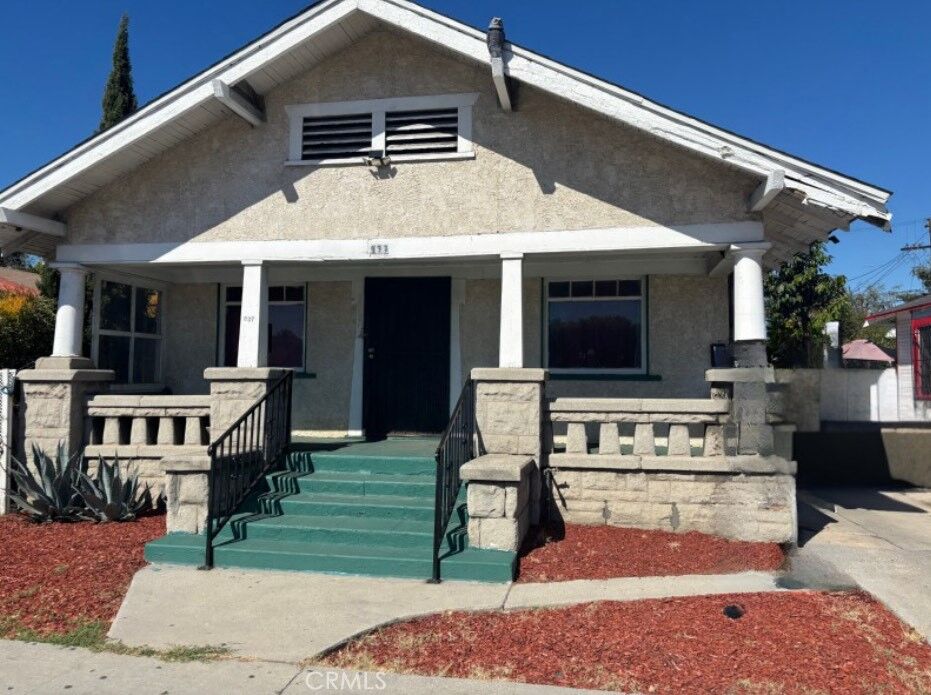 Property Photo:  837 W Gage Avenue  CA 90044 