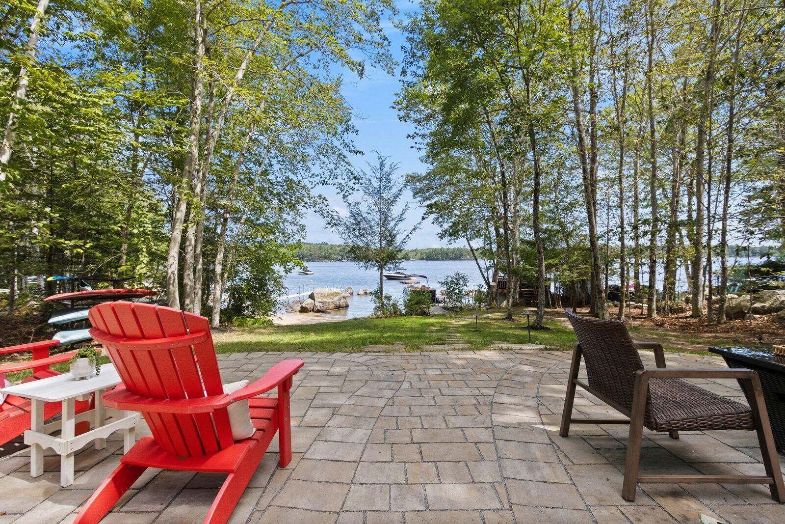 Property Photo:  60 Ridge Road  ME 04071 