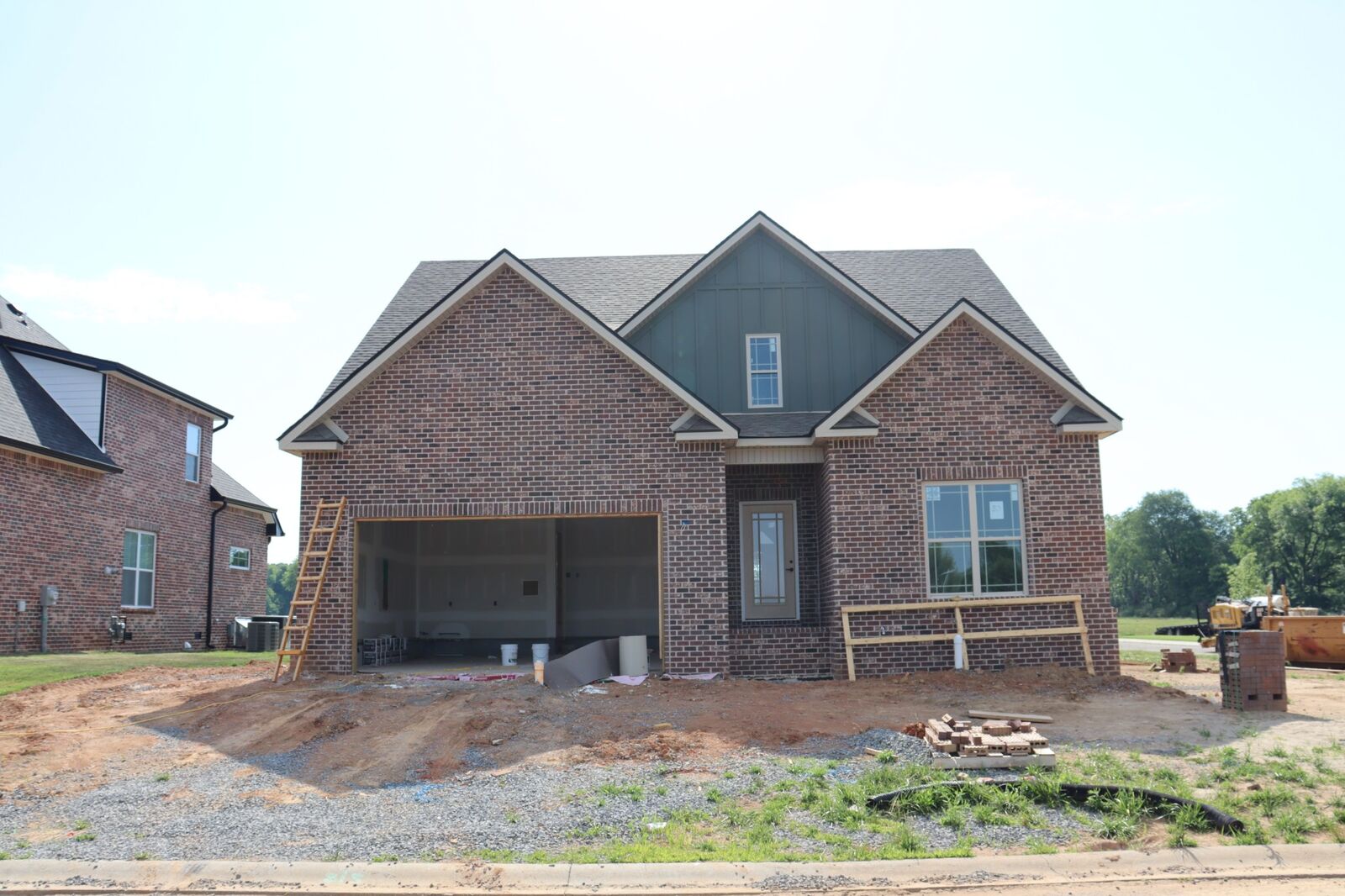 Property Photo: 201 Harvest Moon Dr TN 37043