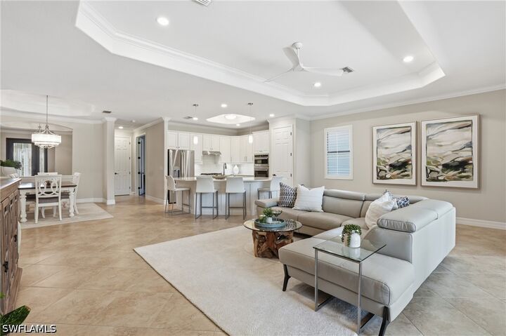 Property Photo:  3058 Aviamar Circle  FL 34114 