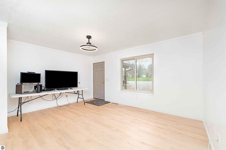 Property Photo:  1455 Greenbriar Drive  MI 49685 