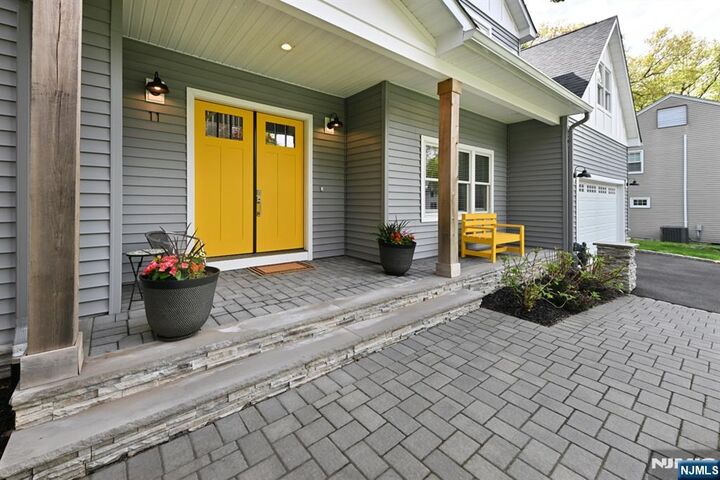 Property Photo:  11 Lincoln Avenue  NJ 07675 