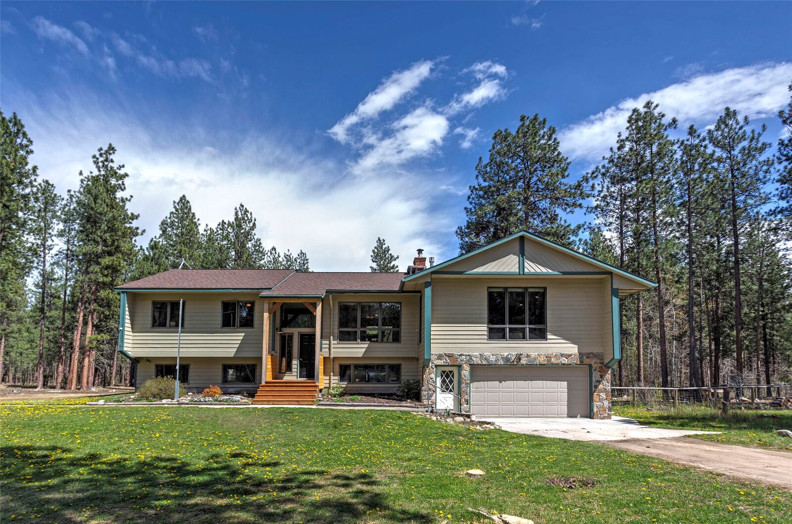 Property Photo: 4020 Wakantanka Way MT 59870