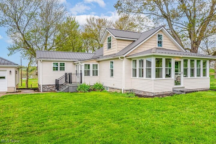 Property Photo:  6103 Grafton Road  OH 44431 