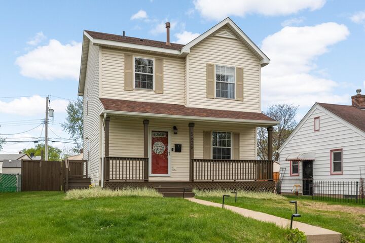 Property Photo:  5628 37th Ave So  MN 55417 