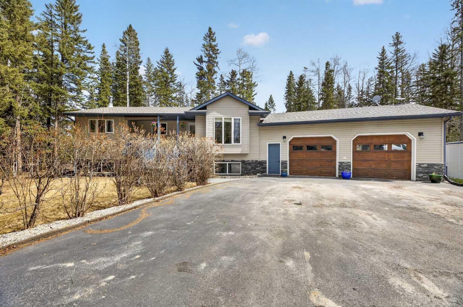 Property Photo:  5241 Township Road 325 A 239  AB T0M 1X0 