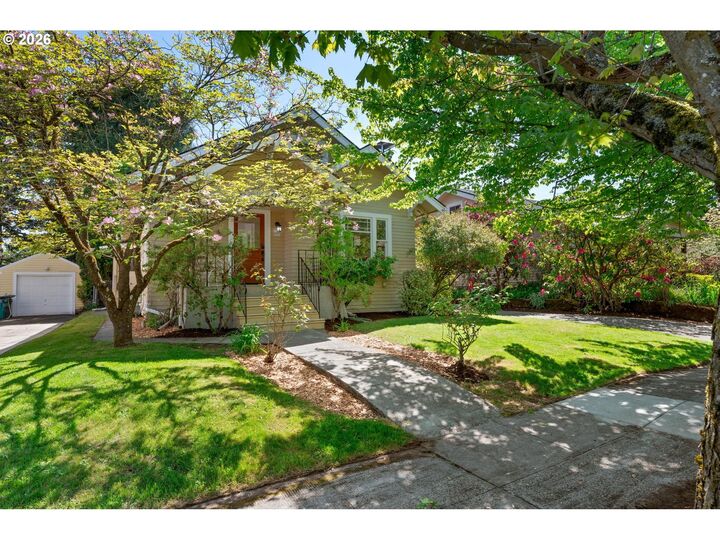Property Photo:  7316 N Kerby Ave  OR 97217 
