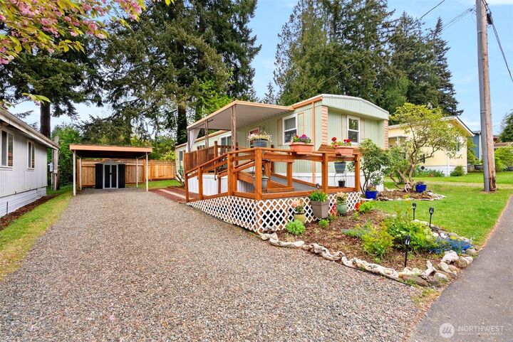 Property Photo:  600 NE Lincoln Road 14  WA 98370 