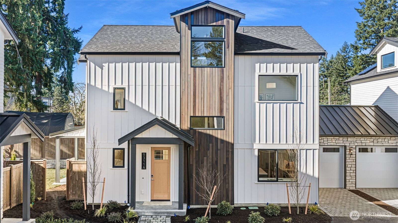 Property Photo:  9311  132nd Avenue NE  WA 98033 