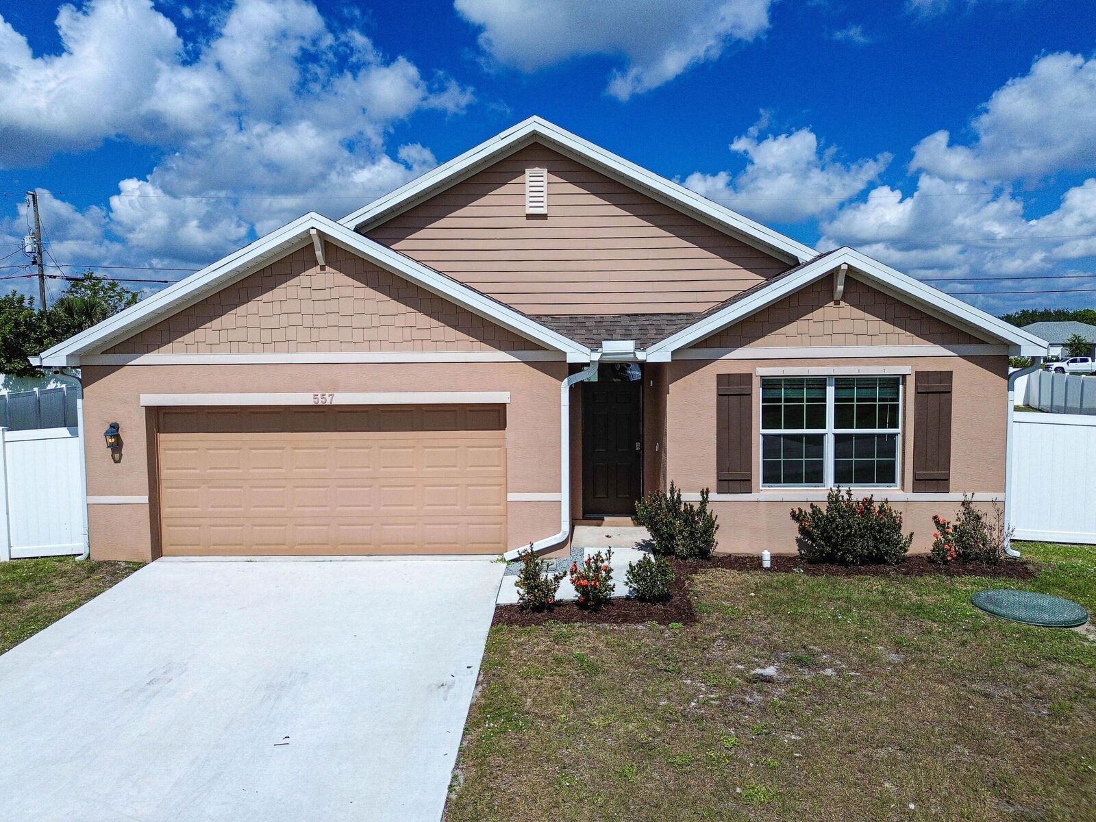Property Photo:  557 SW Columbus Drive  FL 34953 