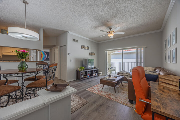Property Photo:  2412 Tuscany Way  FL 33435 