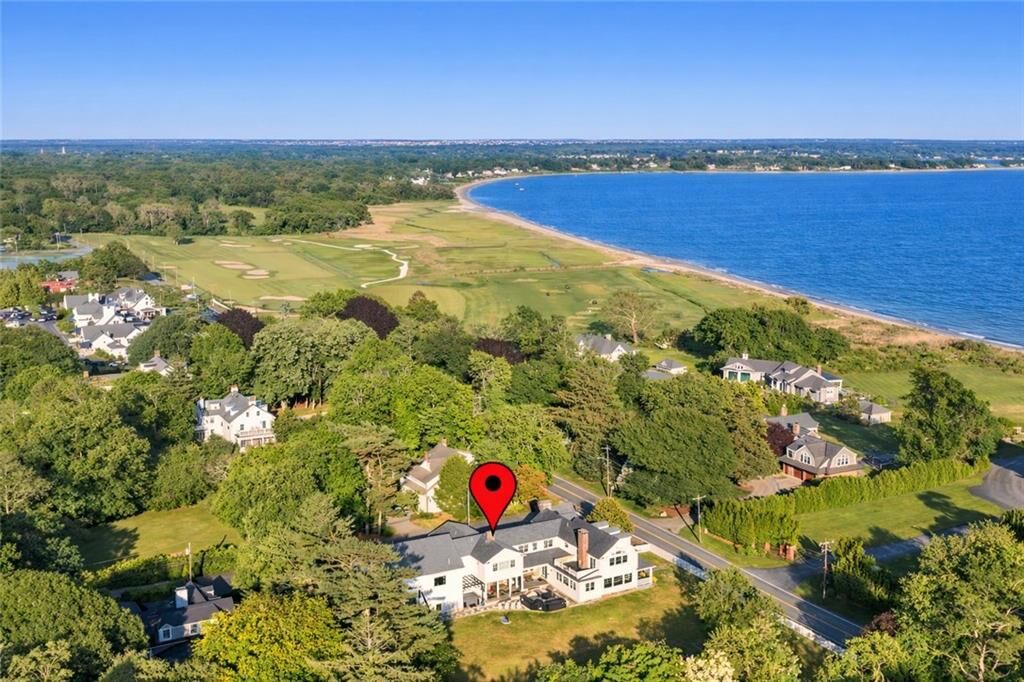 Property Photo:  116 Nayatt Road  RI 02806 