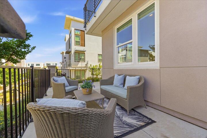 Property Photo:  2976 San Jose Vineyard Place 1  CA 95136 