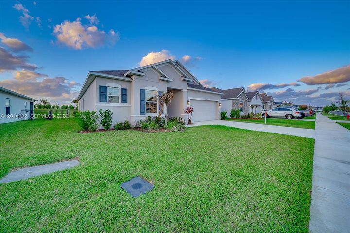 Property Photo:  12459 SW Forli Way  FL 34987 
