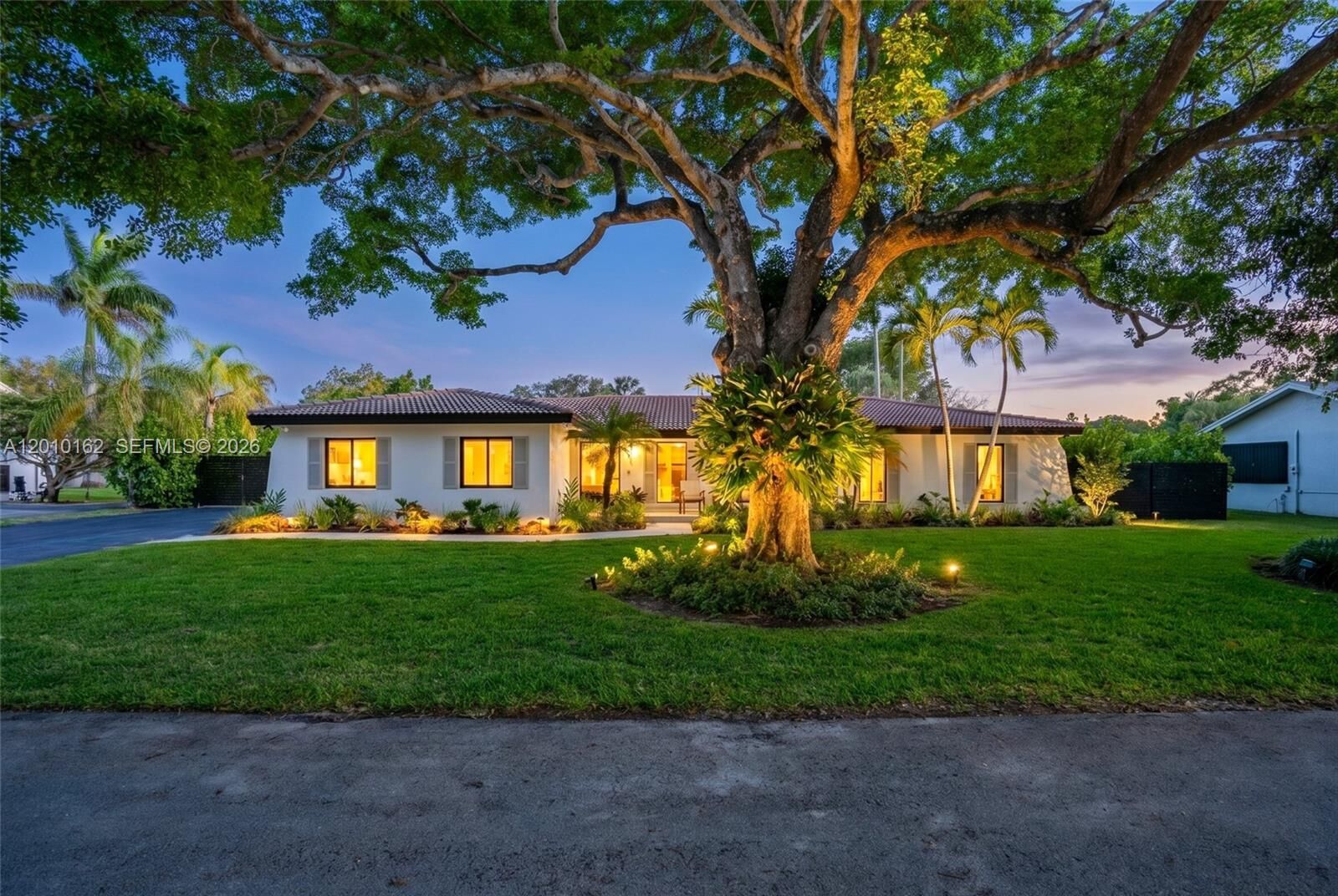 Property Photo:  7500 SW 175th St  FL 33157 