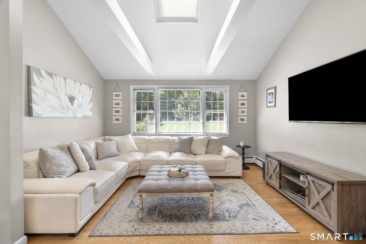 Property Photo:  278 Charles Court  CT 06477 