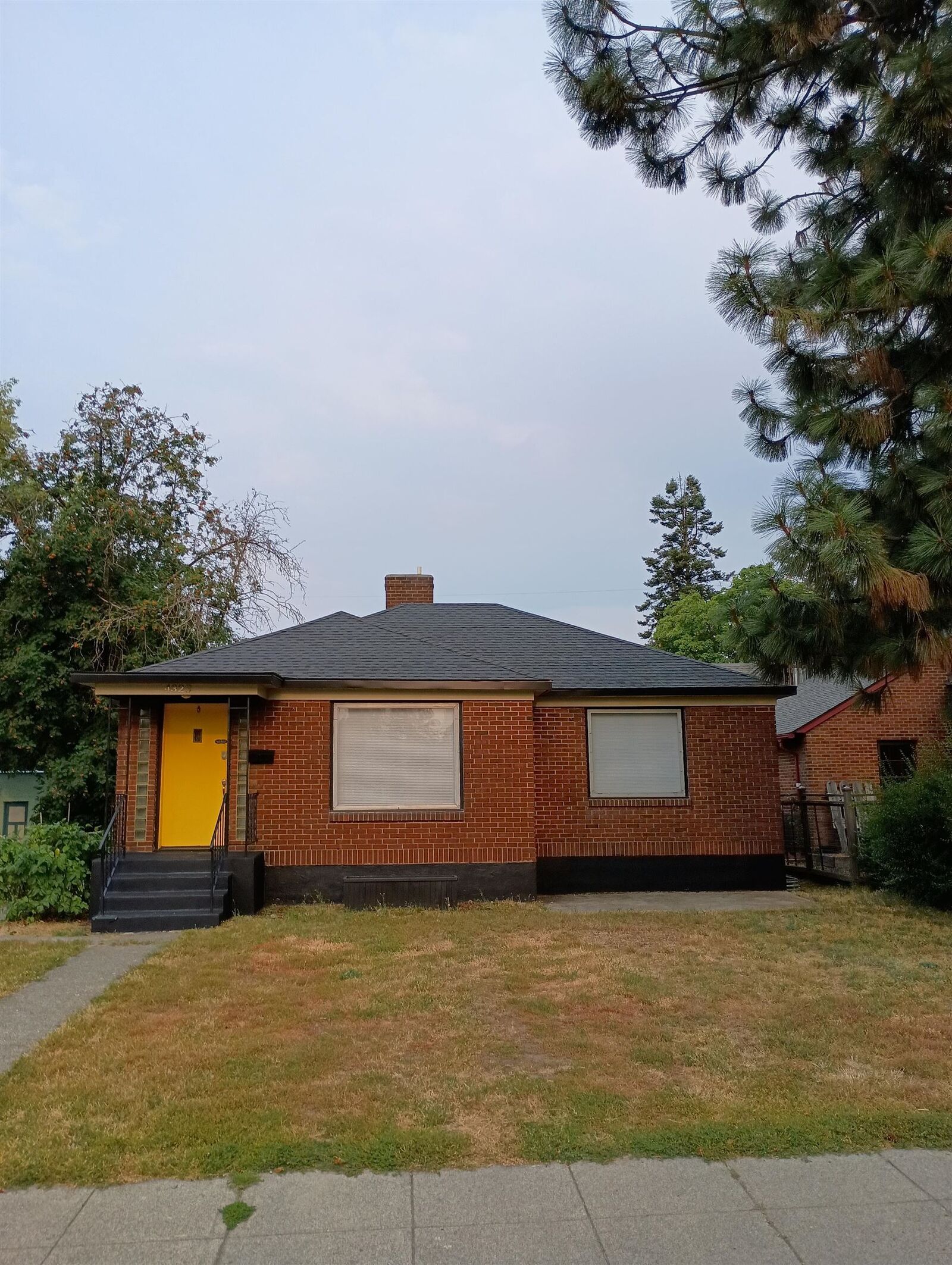 Property Photo: 4323 N Wall St WA 99205