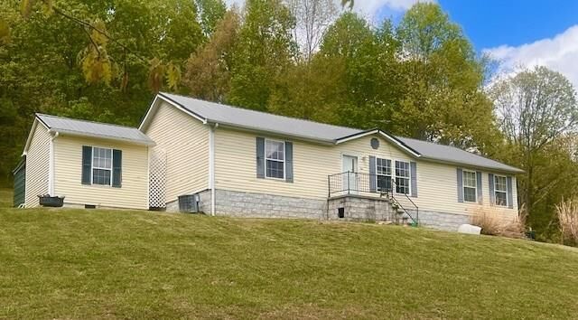 Property Photo:  1677 Grapefield Road  VA 24314 
