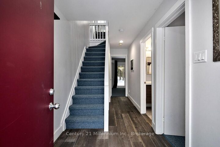 Photo de la propriété:  479 Oxbow Crescent  ON L9Y 5B4 