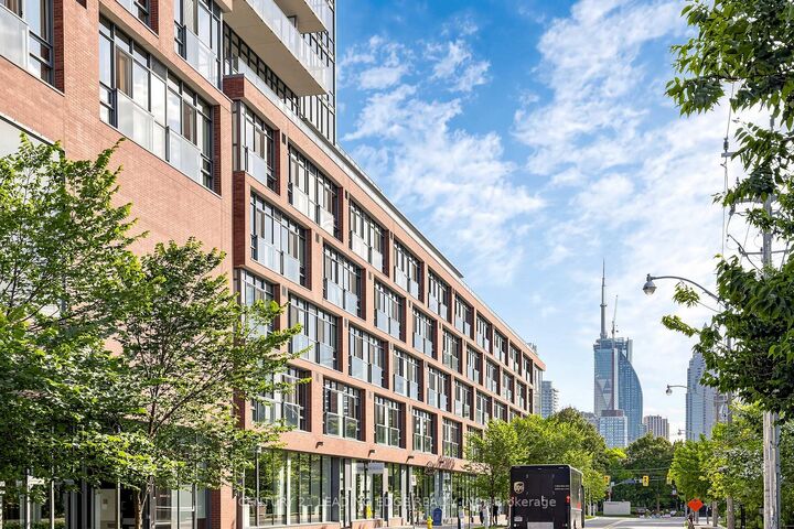 Property Photo:  33 Mill Street 210  ON M5A 3R3 