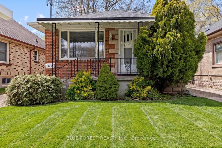 Property Photo: 581 Hale Street ON N5W 1H7