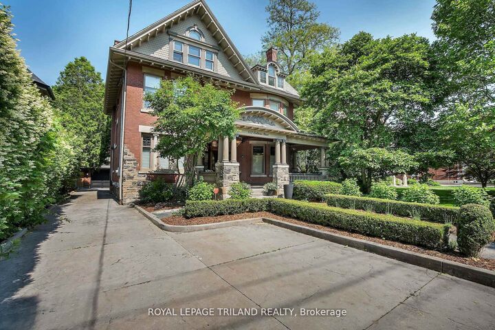 Property Photo: 512 Colborne Street ON N6B 2T5