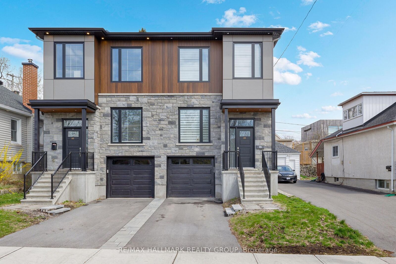 Property Photo:  163 Longpre Street  ON K1L 7J5 