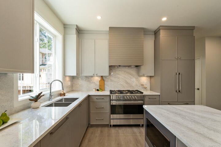 Property Photo: 2770 Vantilburg Cres #111 BC V9B 3K4