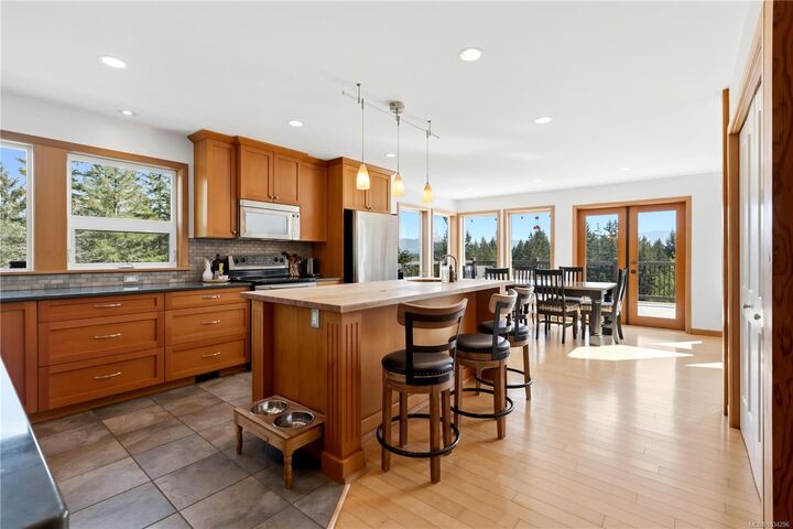 Property Photo:  5070 Katherine Dr  BC V9Y 9E4 