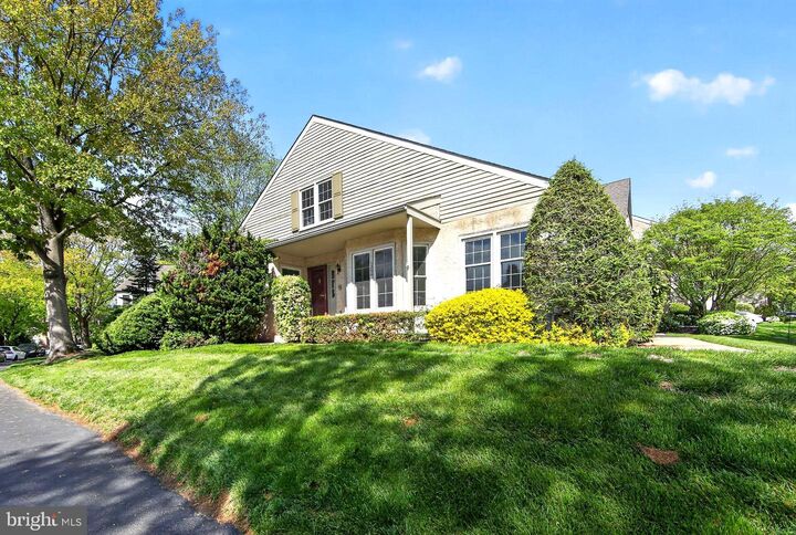 Property Photo:  1200 Halifax Court 1200  PA 19382 