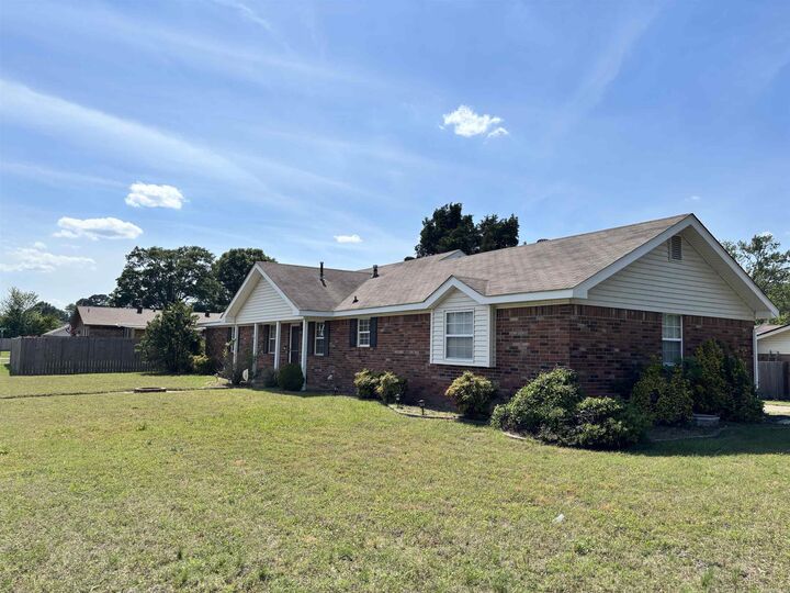 Property Photo: 1 Danbury Lane AR 72076