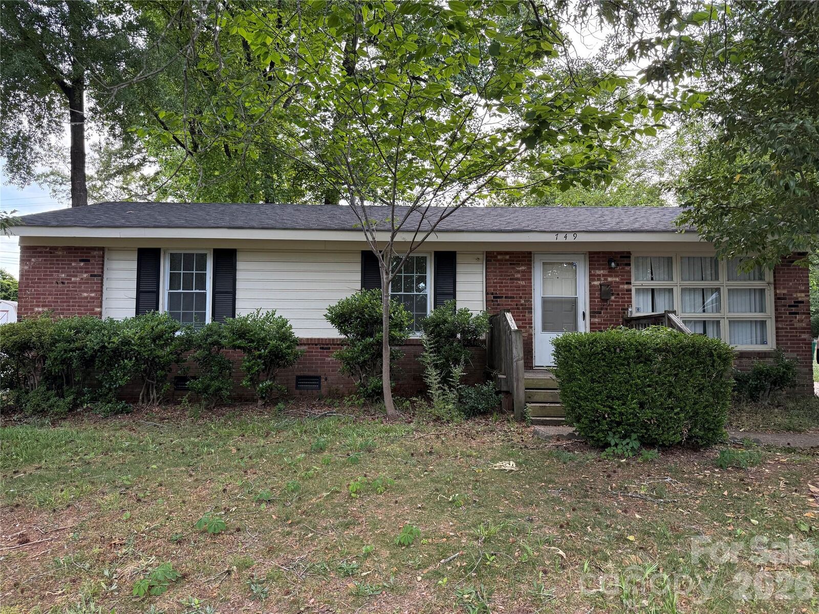 Property Photo:  749 Edgerton Drive  NC 28269 