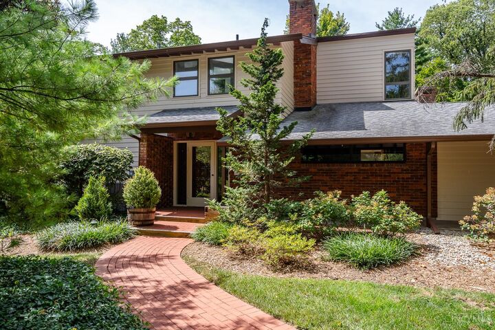 Property Photo:  4 Lexington Circle  OH 45174 